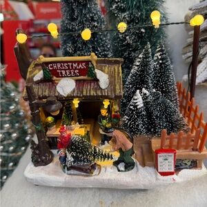 New in box Christmas Village Tree Shop Scene – from England